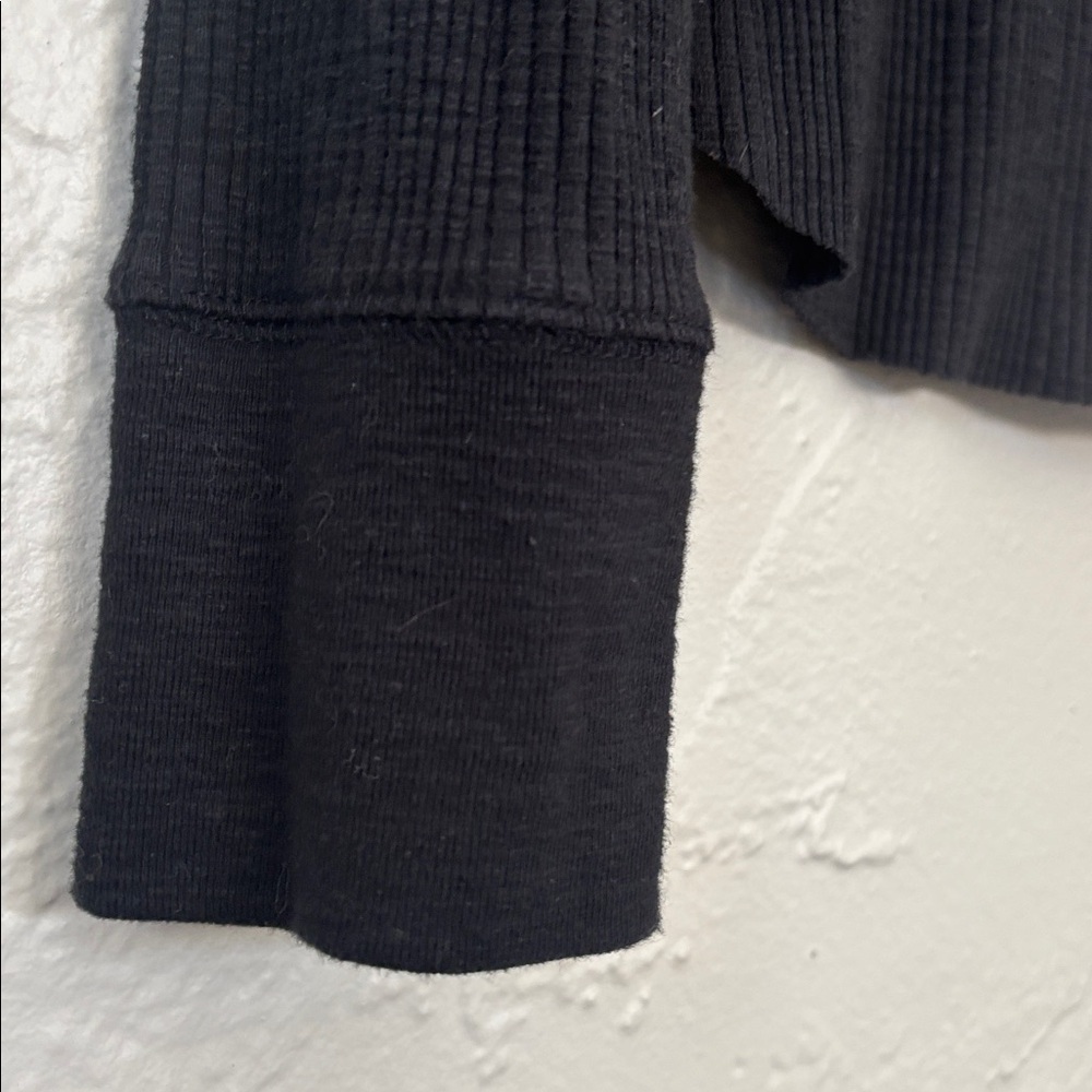 aerie black essential turtleneck layering TShirt long sleeve ribbed L - Picture 4 of 9